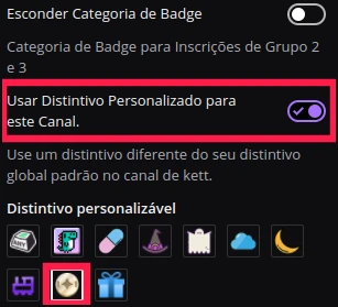 print com destaque na opção de usar distintivo personalizado neste canal e a badge a ser selecionada